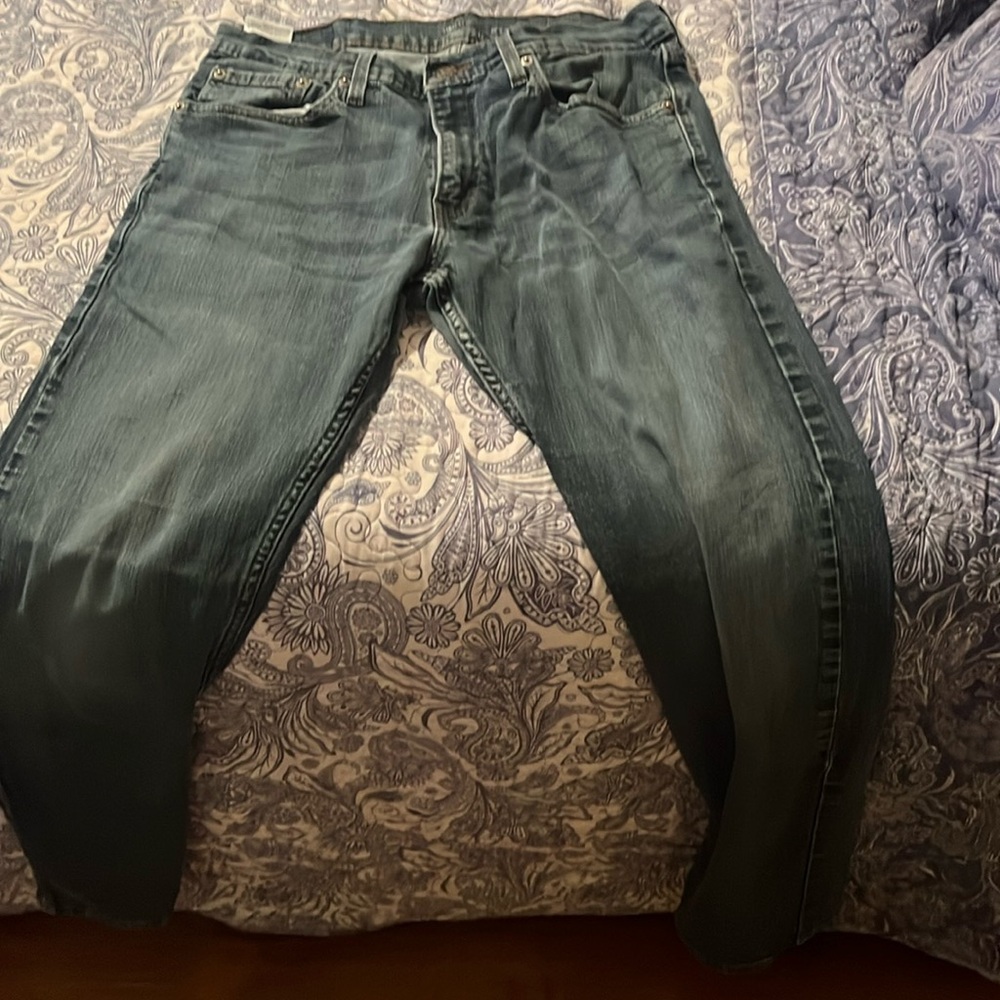 Levi jeans